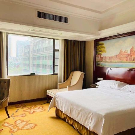 Vienna Hotel Foshan Nanhai City Square Exterior photo